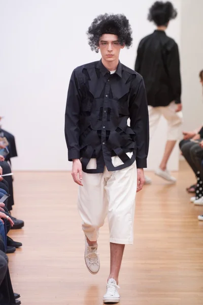 Look 27